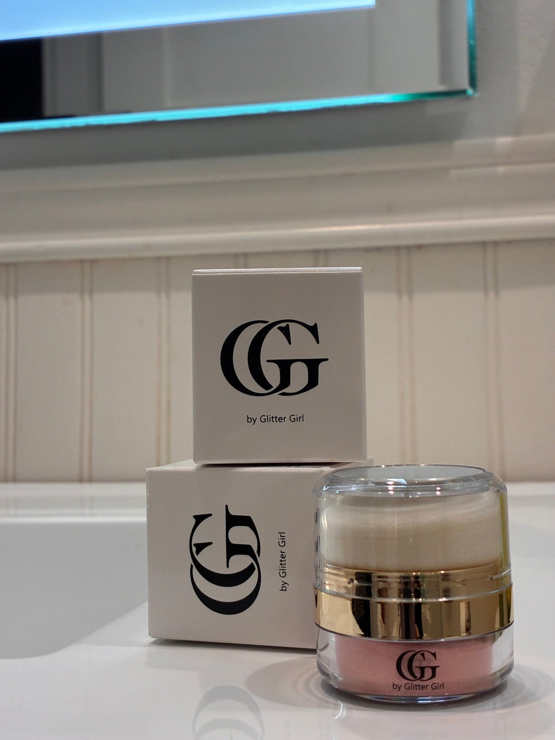 The Ultimate Guide to Cosmetic Glitter for Beginners